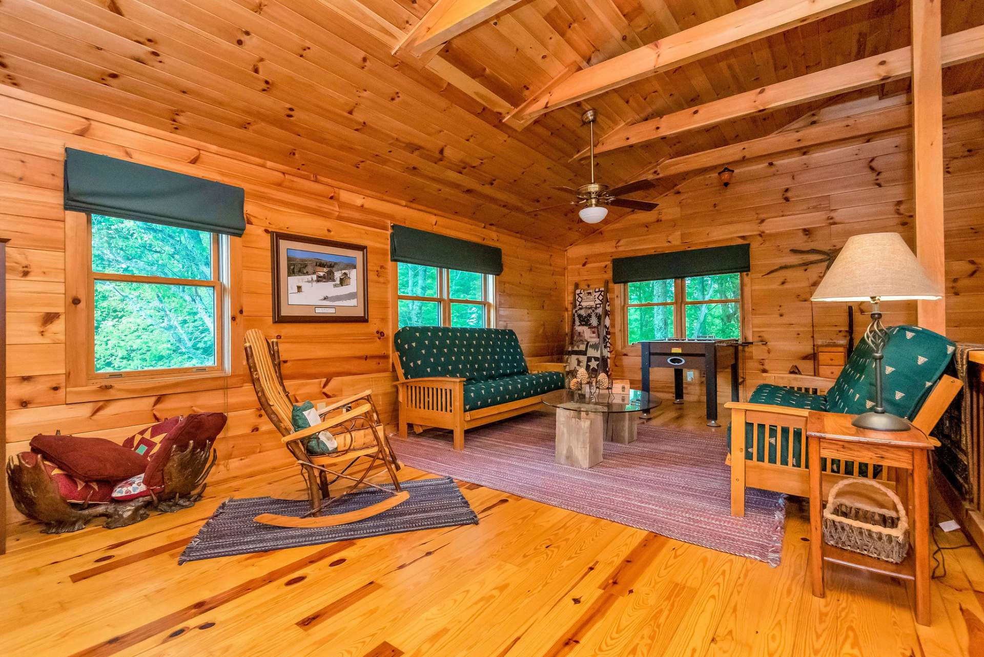 Image number 11 for the current listing